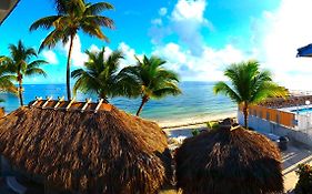 Buccaneer Quarters&Suites